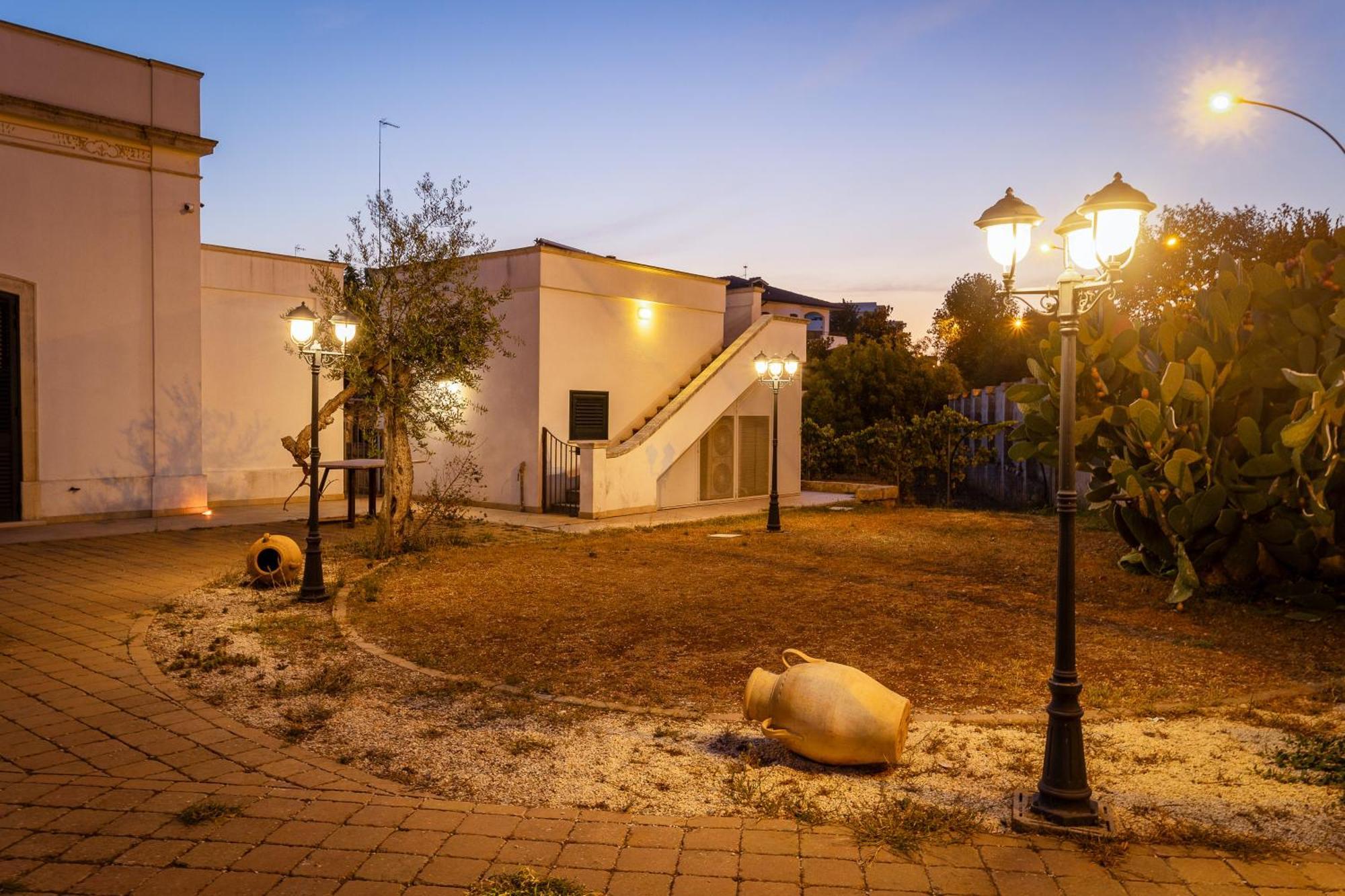 Affittacamere Giardino Delle Zie-Vicino Ospedale Cardinale Panico Tricase Kültér fotó